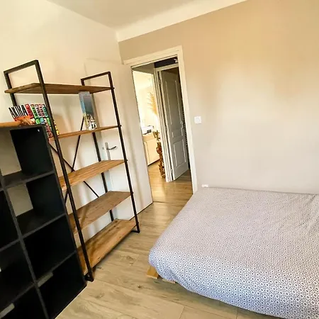 Apartamento T2 Cosy Avec Balcon, Parking, Proche Centre-ville